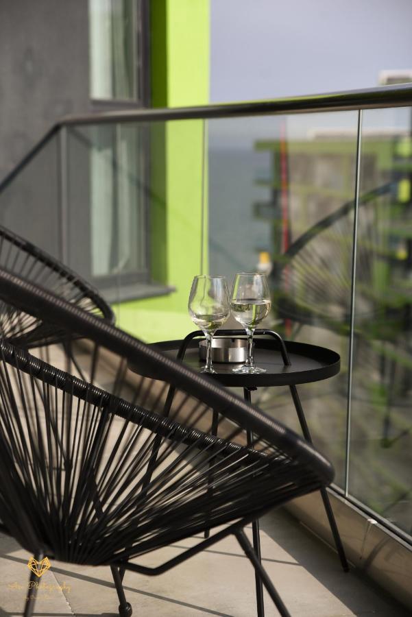 Ace Aparthotel Pool & Spa Mamaia Nord นาโวดาริ ภายนอก รูปภาพ