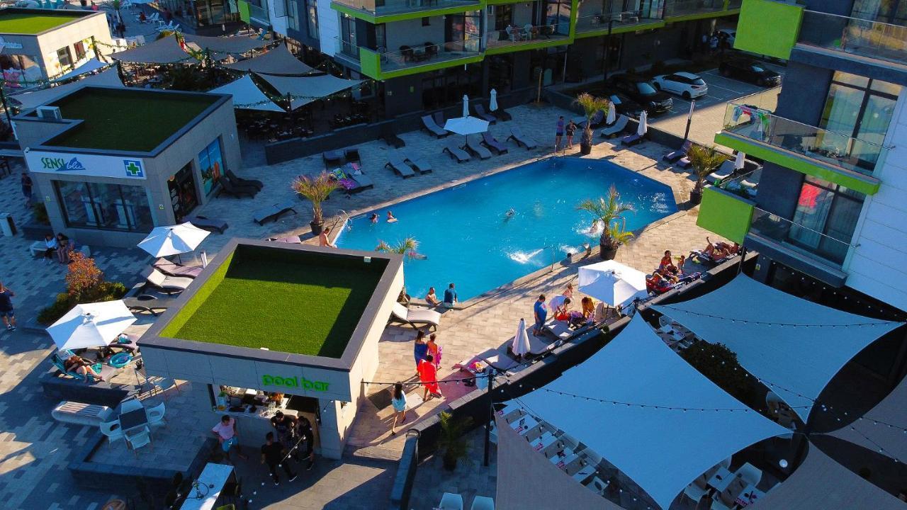 Ace Aparthotel Pool & Spa Mamaia Nord นาโวดาริ ภายนอก รูปภาพ