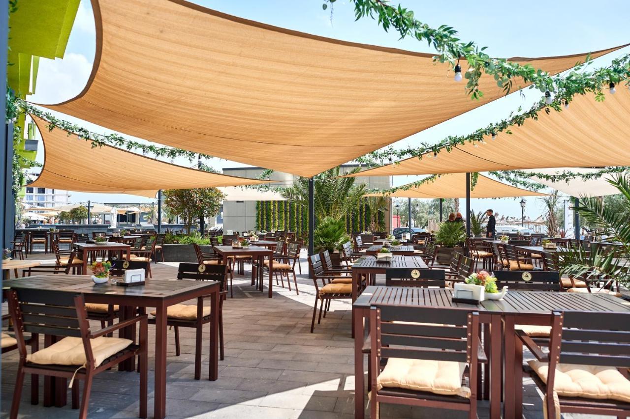 Ace Aparthotel Pool & Spa Mamaia Nord นาโวดาริ ภายนอก รูปภาพ