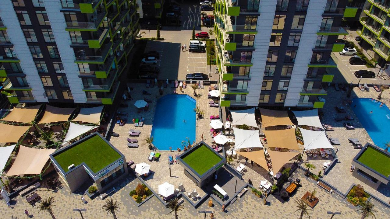 Ace Aparthotel Pool & Spa Mamaia Nord นาโวดาริ ภายนอก รูปภาพ